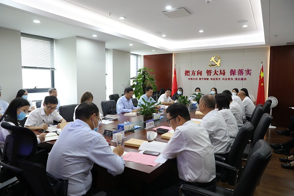 安徽J9集团地产集团本部第二党支部发展进建 贯彻习近平新时期中国特色社会主义思想 主题教育进建互换会